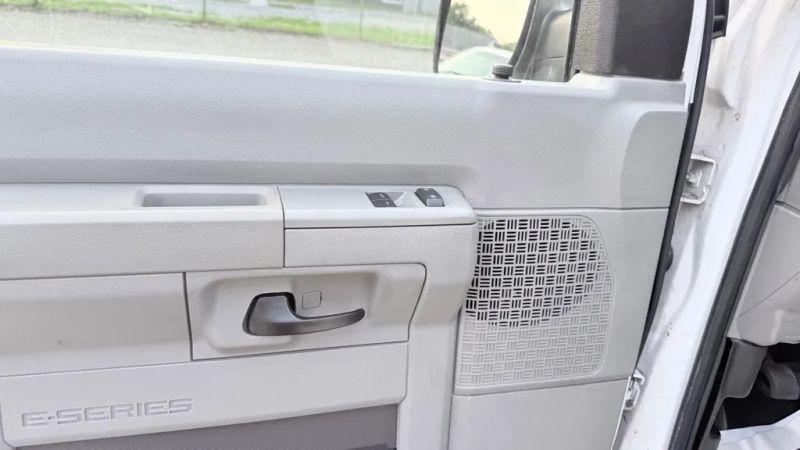 2012 Ford E-150 Recreational