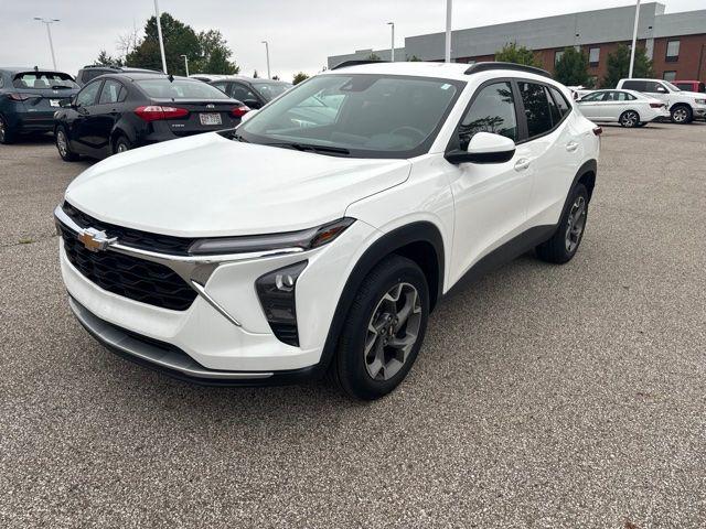 2024 Chevrolet Trax FWD LT for sale in Akron, OH