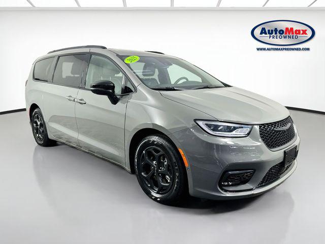 2025 Chrysler Pacifica Hybrid Premiuim S Appearance Package for sale in Framingham, MA
