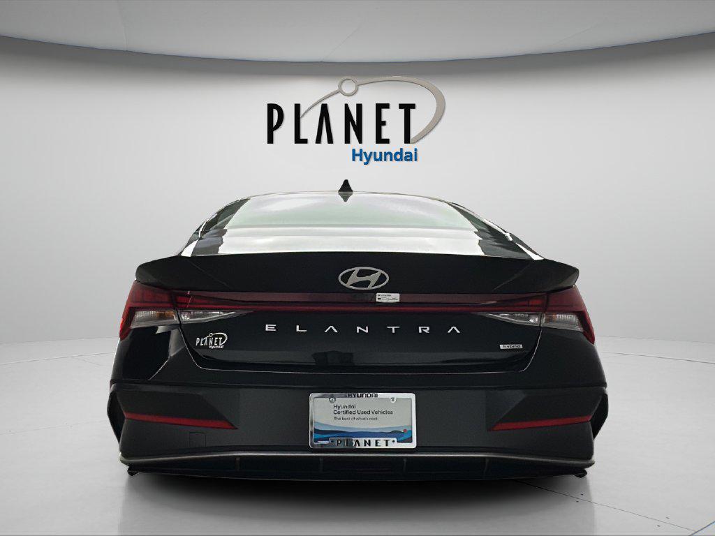 2025 Hyundai Elantra Limited - Photo 6