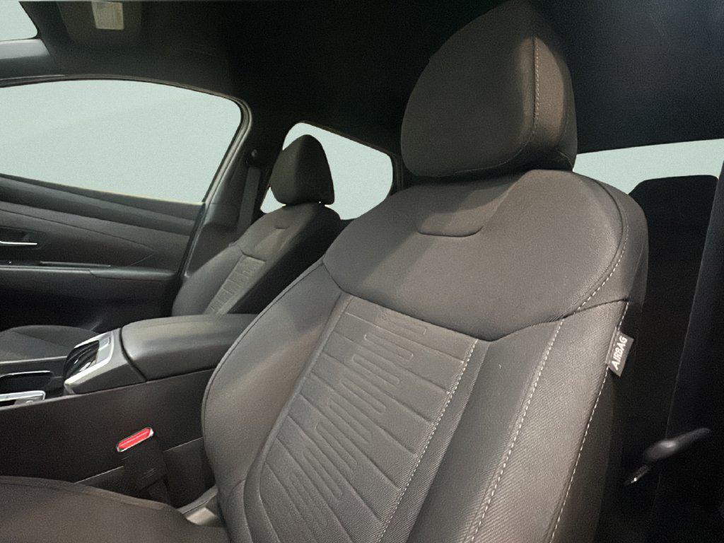 2025 Hyundai Santa Cruz SE - Photo 9