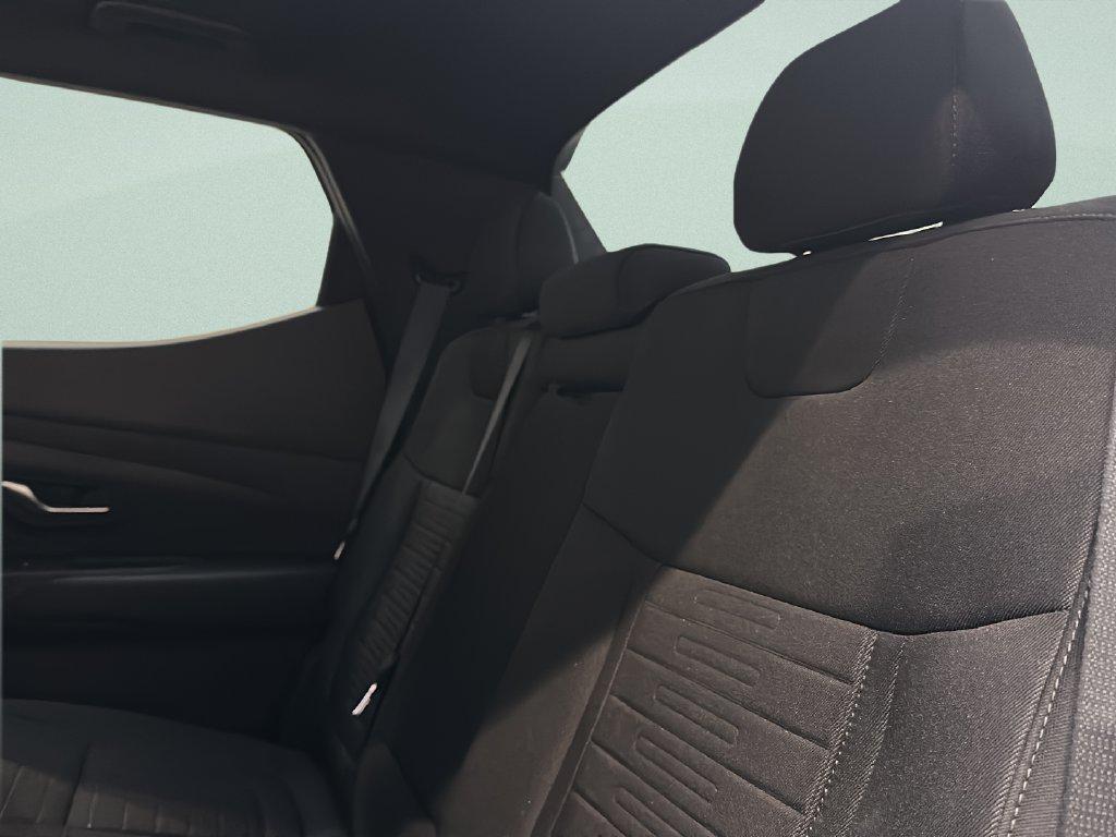 2025 Hyundai Santa Cruz SE - Photo 11