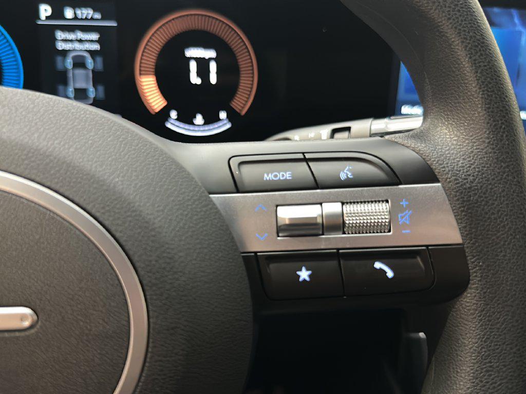 2025 Hyundai Santa Cruz SE - Photo 21