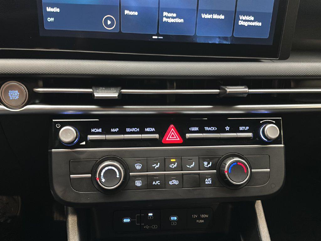 2025 Hyundai Santa Cruz SE - Photo 25