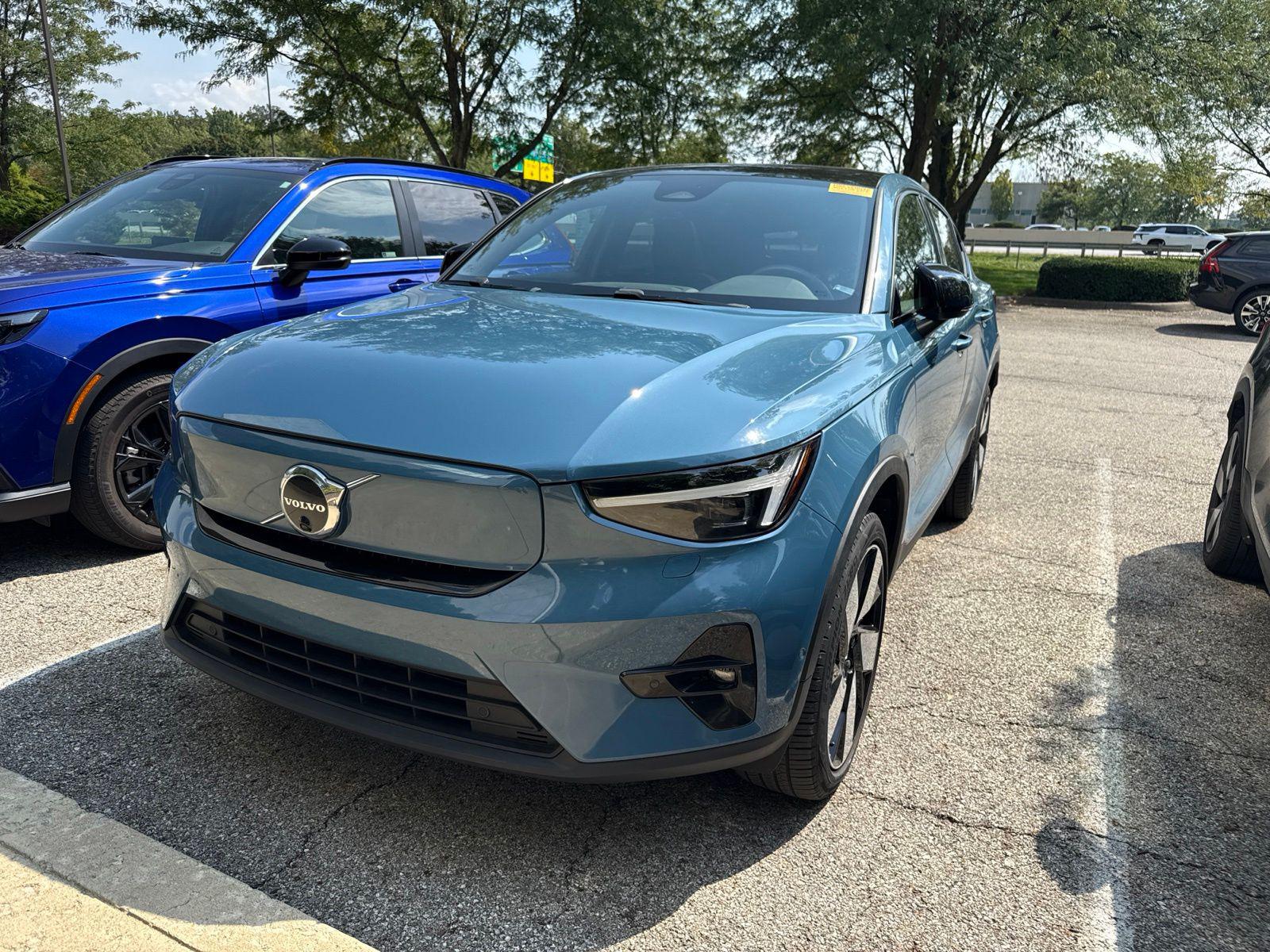/2023 Volvo C40-Recharge Pure Electric
