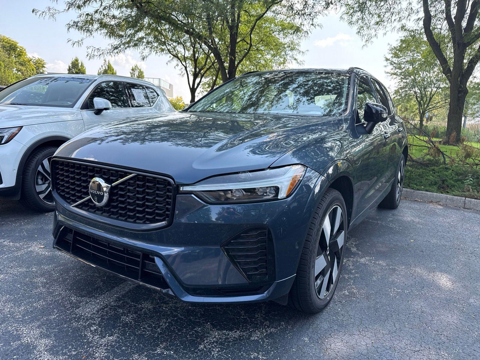 /2024 Volvo XC60-RECHARGE PLUG-IN HYBRID