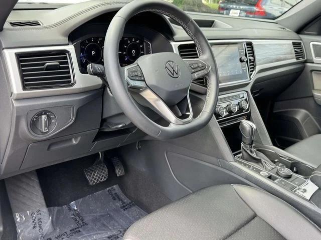 2023 Volkswagen Atlas Cross Sport 2.0T SE w/Technology