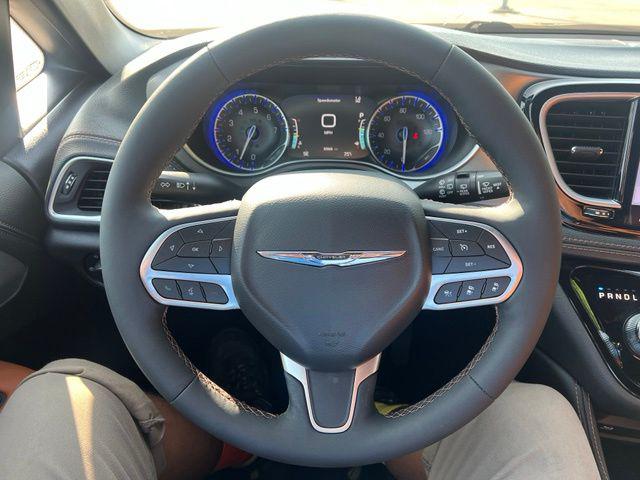 2025 Chrysler Pacifica Pinnacle AWD