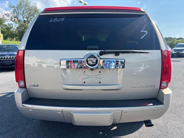 2012 Cadillac Escalade Luxury