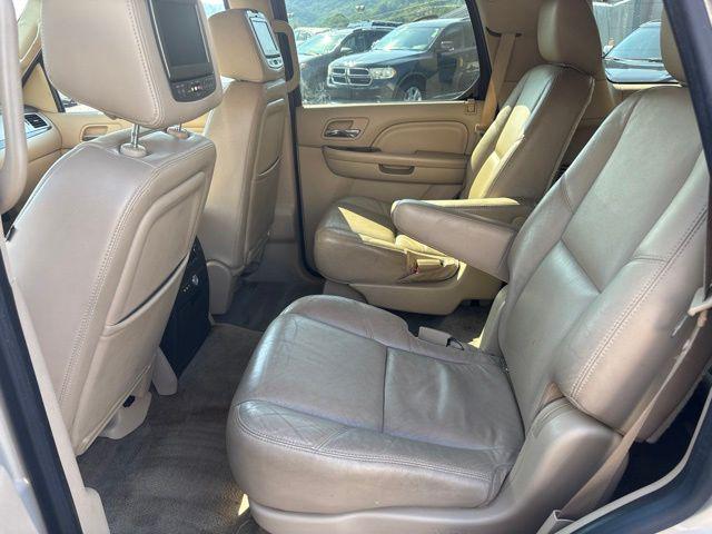 2012 Cadillac Escalade Luxury
