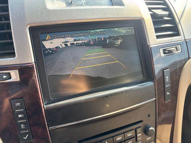 2012 Cadillac Escalade Luxury