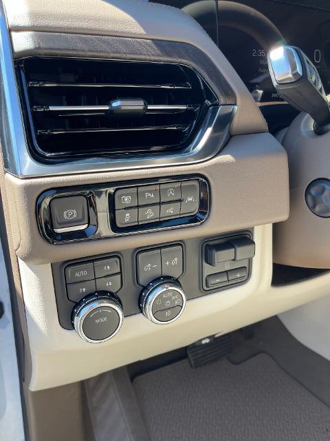 2026 GMC Yukon 4WD Denali