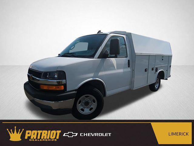 2025 Chevrolet Express Cutaway Work Van for sale in Warminster, PA