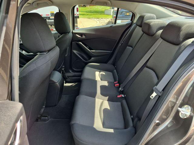2017 Mazda Mazda3 Sport