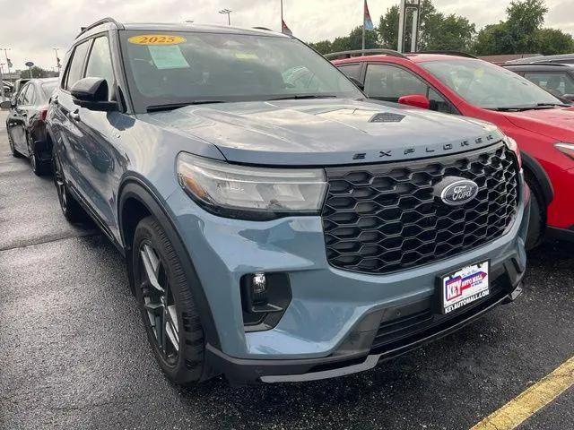2025 Ford Explorer ST-Line for sale in Moline, IL