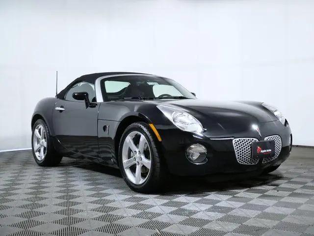 2006 Pontiac Solstice Base for sale in Apple Valley, MN