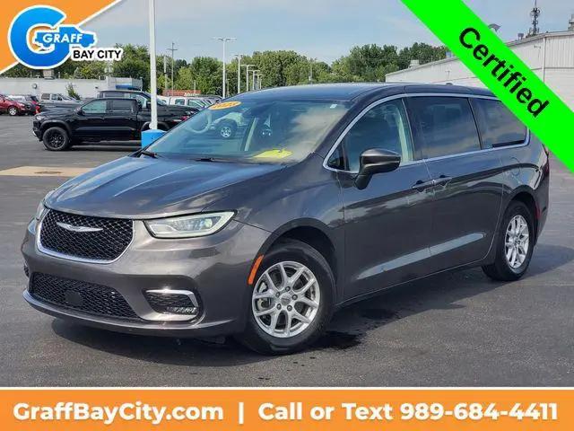 2023 Chrysler Pacifica Touring L for sale in Bay City, MI