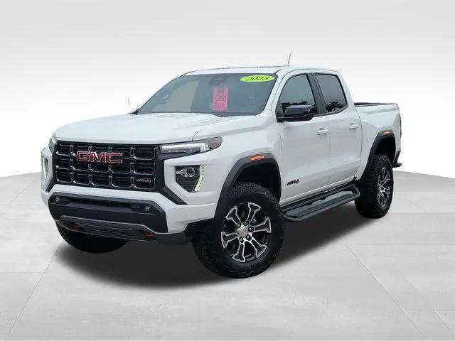 2023 GMC Canyon 4WD Crew Cab Short Box AT4 for sale in Waterford Township, MI