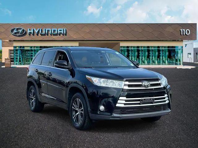 2018 Toyota Highlander LE Plus for sale in Valley Stream, NY