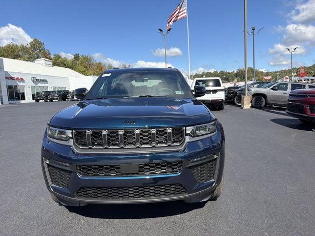 2027 Jeep Grand Cherokee GRAND CHEROKEE L LIMITED 4X4