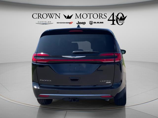 2024 Chrysler Pacifica Limited AWD