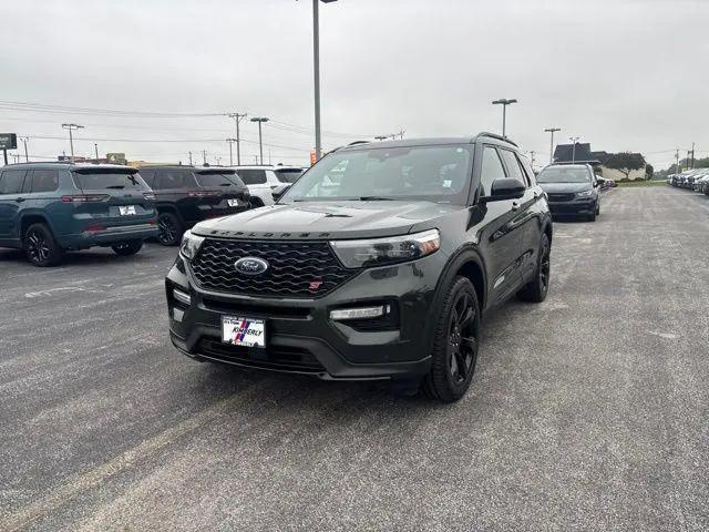 2022 Ford Explorer ST for sale in Davenport, IA
