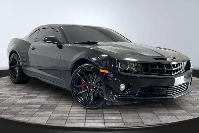 2010 Chevrolet Camaro 2SS for sale in Roanoke, IN