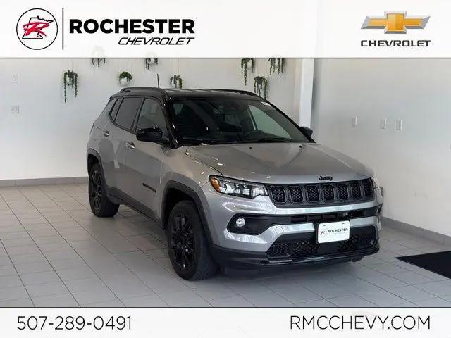 2023 Jeep Compass Altitude 4x4 for sale in Rochester, MN