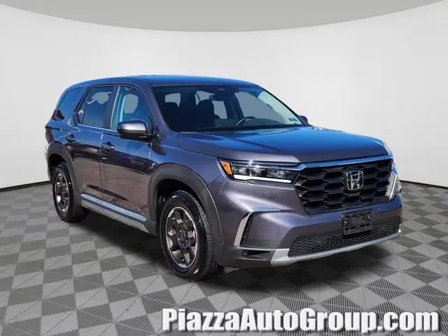 2023 Honda Pilot AWD EX-L 8 Passenger for sale in Springfield, PA