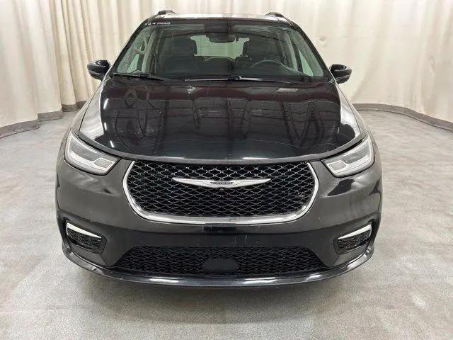 2022 Chrysler Pacifica Touring L AWD for sale in Waterbury, CT
