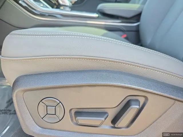 2026 Audi Q8 Premium Plus 55 TFSI quattro Tiptronic