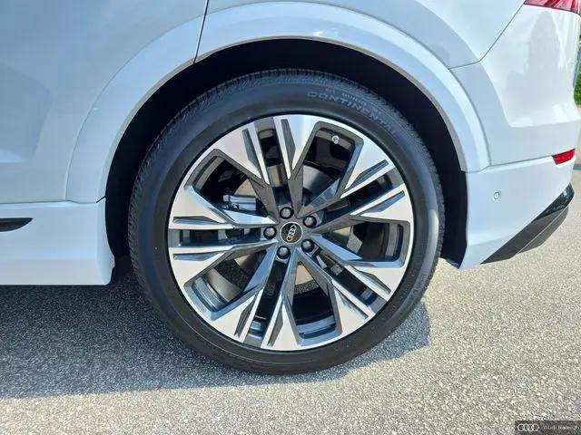 2026 Audi Q8 Premium Plus 55 TFSI quattro Tiptronic