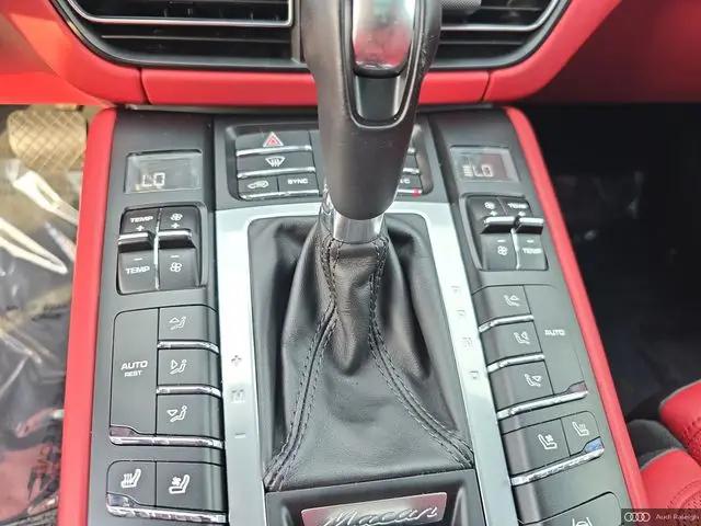 2021 Porsche Macan GTS
