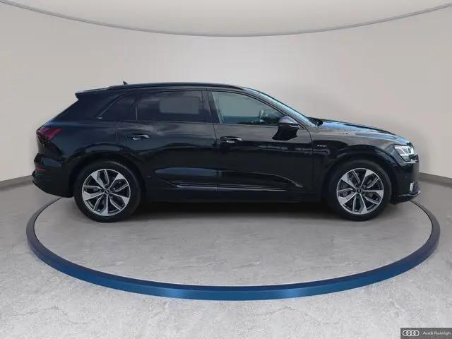 2021 Audi e-tron Premium Plus quattro