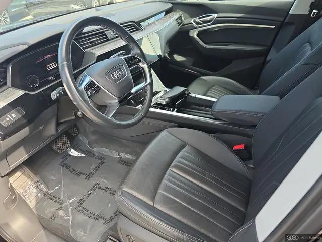 2021 Audi e-tron Premium Plus quattro