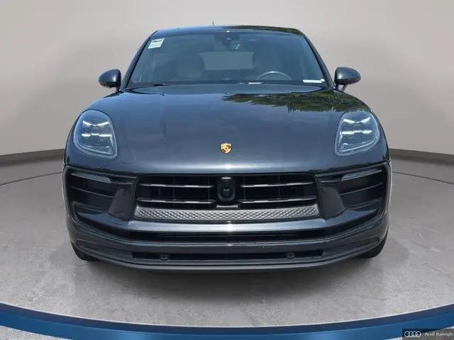 2023 Porsche Macan T