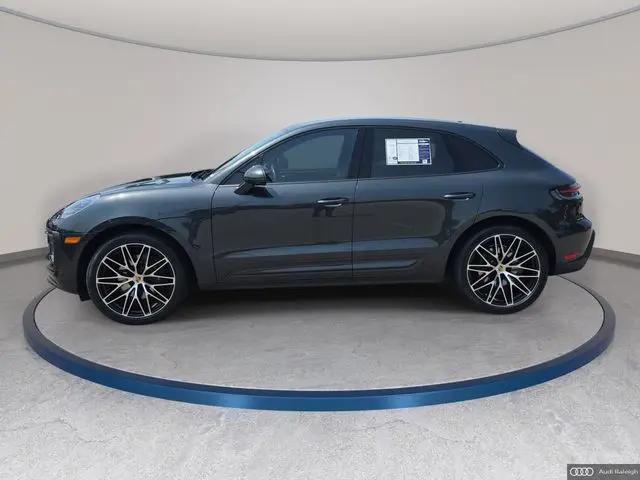 2023 Porsche Macan T