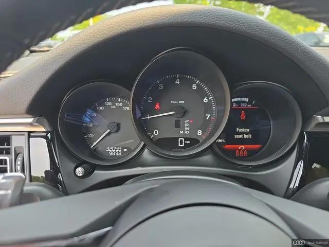 2023 Porsche Macan T