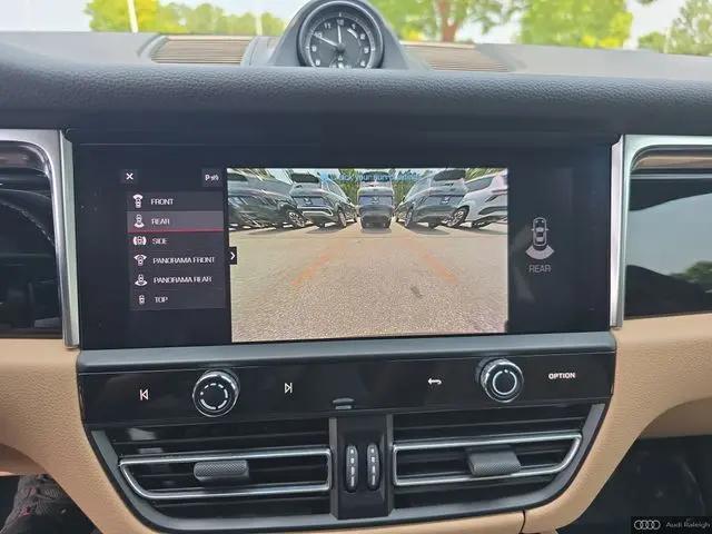 2023 Porsche Macan T