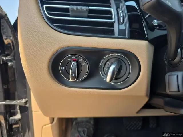 2023 Porsche Macan T