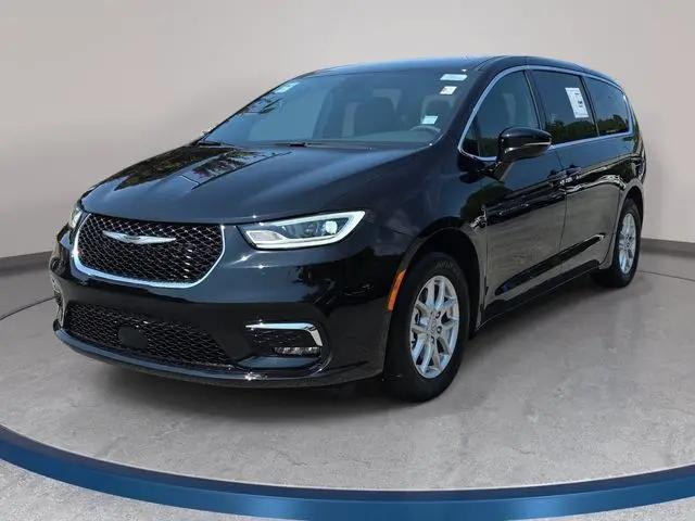 2026 Chrysler Pacifica Select for sale in Cary, NC