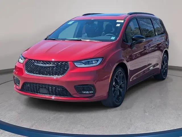 2026 Chrysler Pacifica Limited for sale in Cary, NC