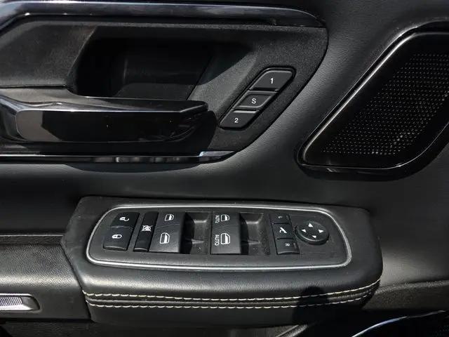 2023 Ram 1500 Limited Crew Cab 4x4 57 Box