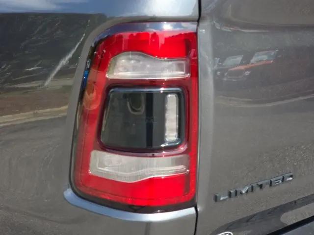 2023 Ram 1500 Limited Crew Cab 4x4 57 Box