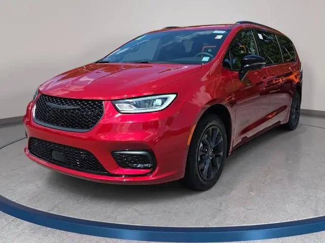 2025 Chrysler Pacifica Select for sale in Cary, NC
