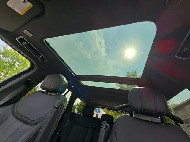2026 Land Rover Range Rover P530 SE