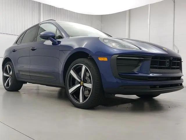 2026 Porsche Macan Macan
