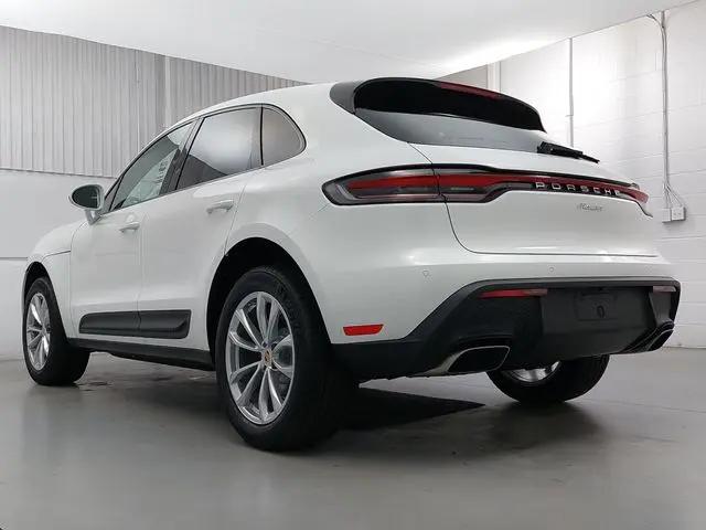 2026 Porsche Macan Macan