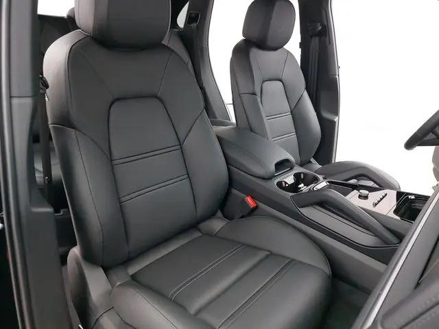 2026 Porsche Cayenne S