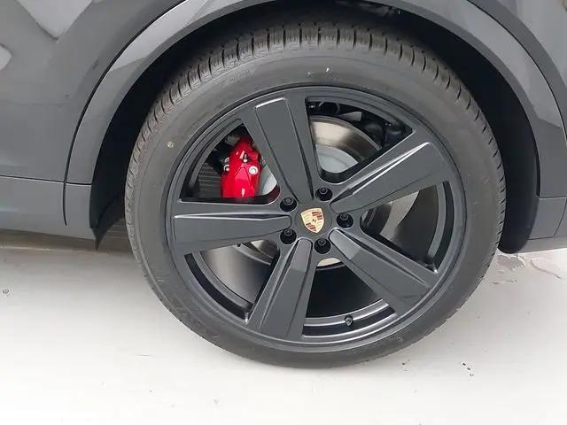 2026 Porsche Cayenne S